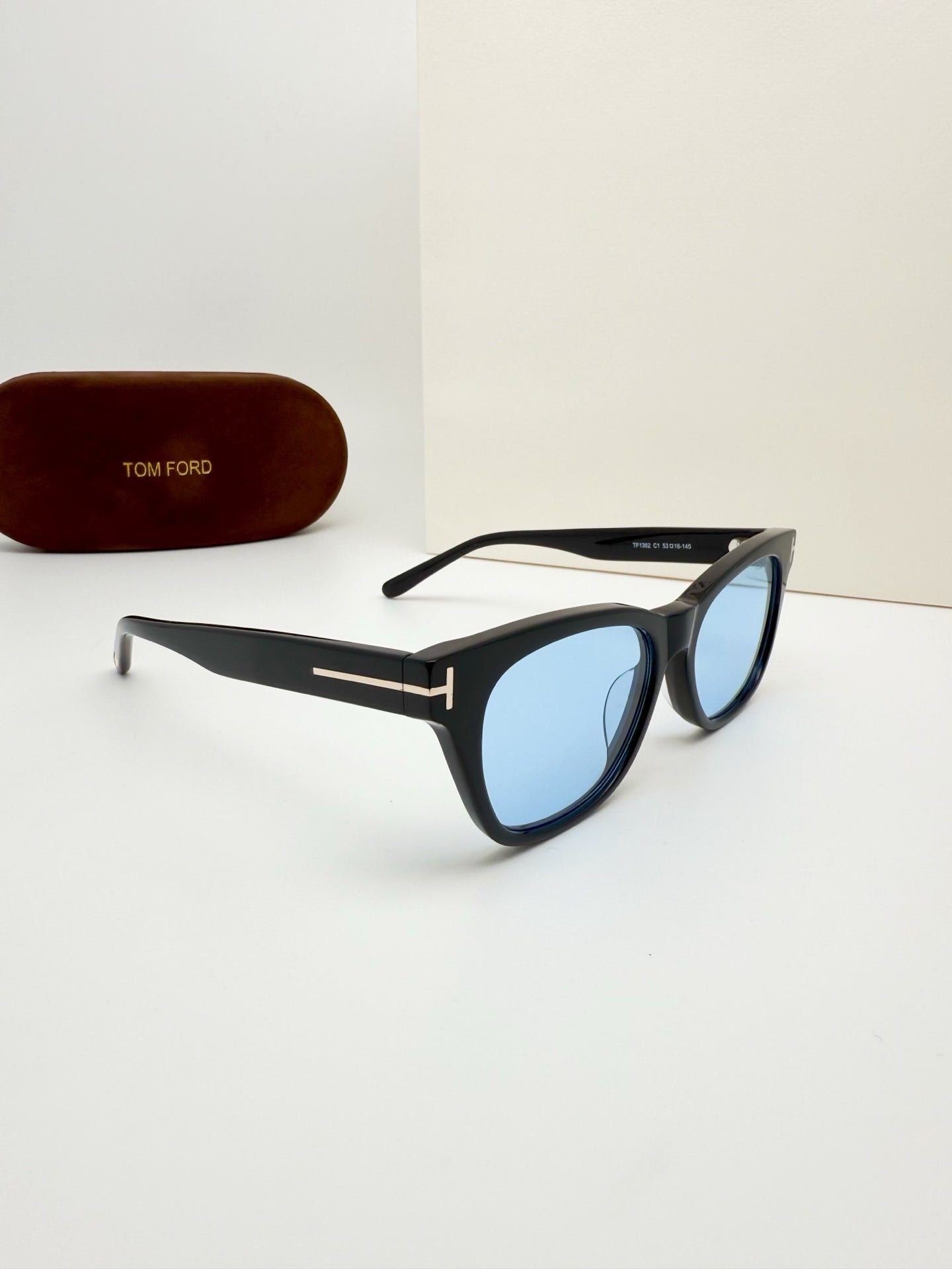 T1N36A77 Popular Sunglasses