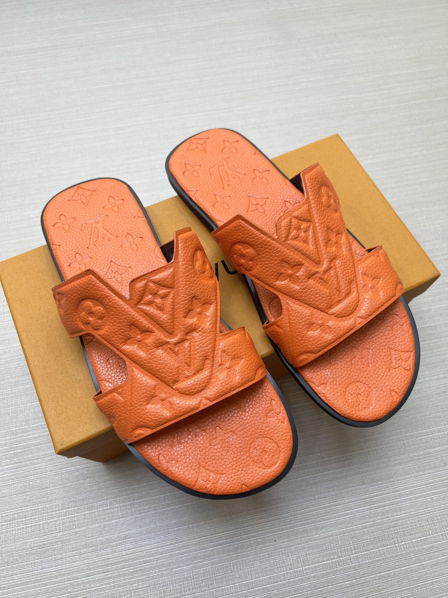 Z5ZE34 Popular slippers