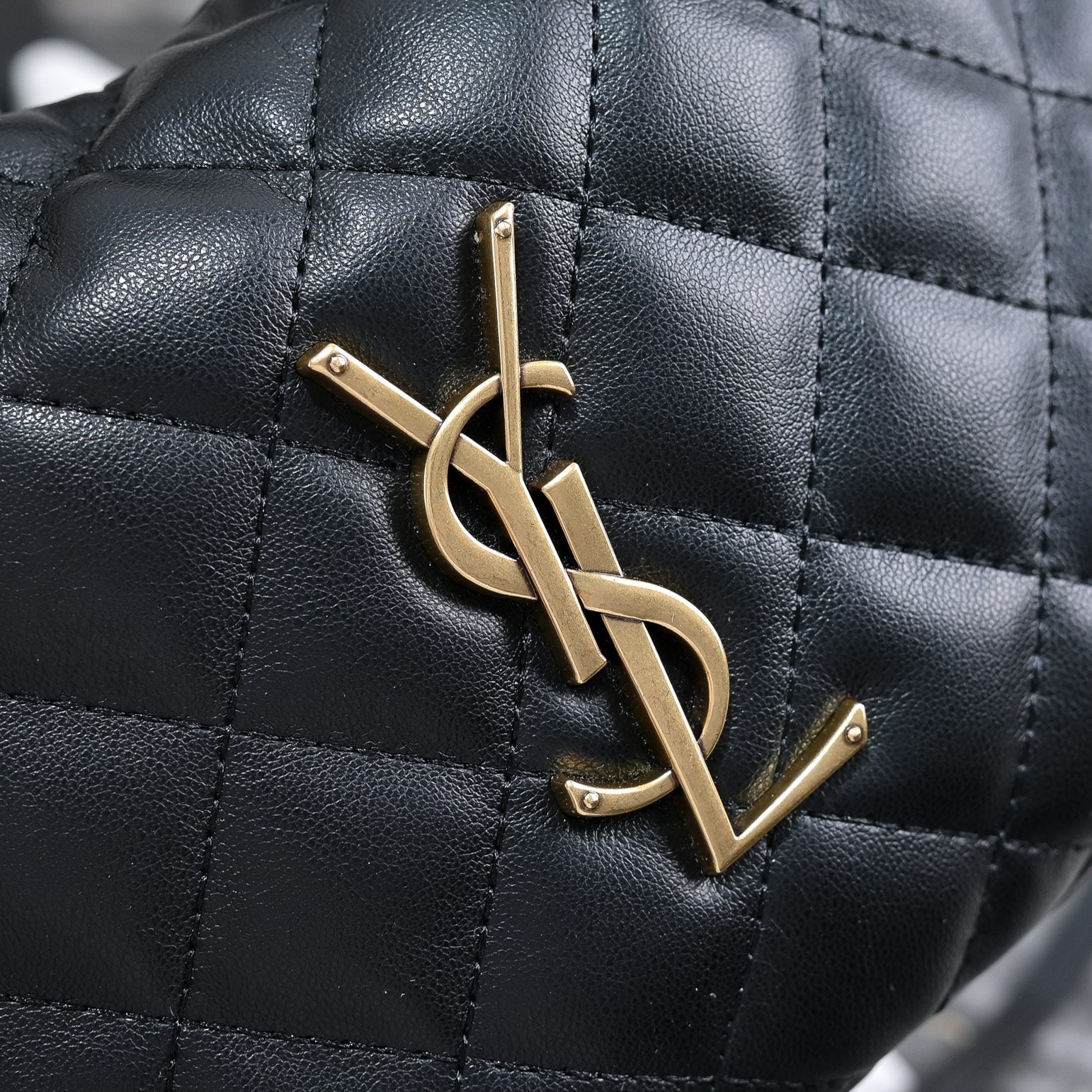 B1N36SL19 Popular  leather  Purse bag