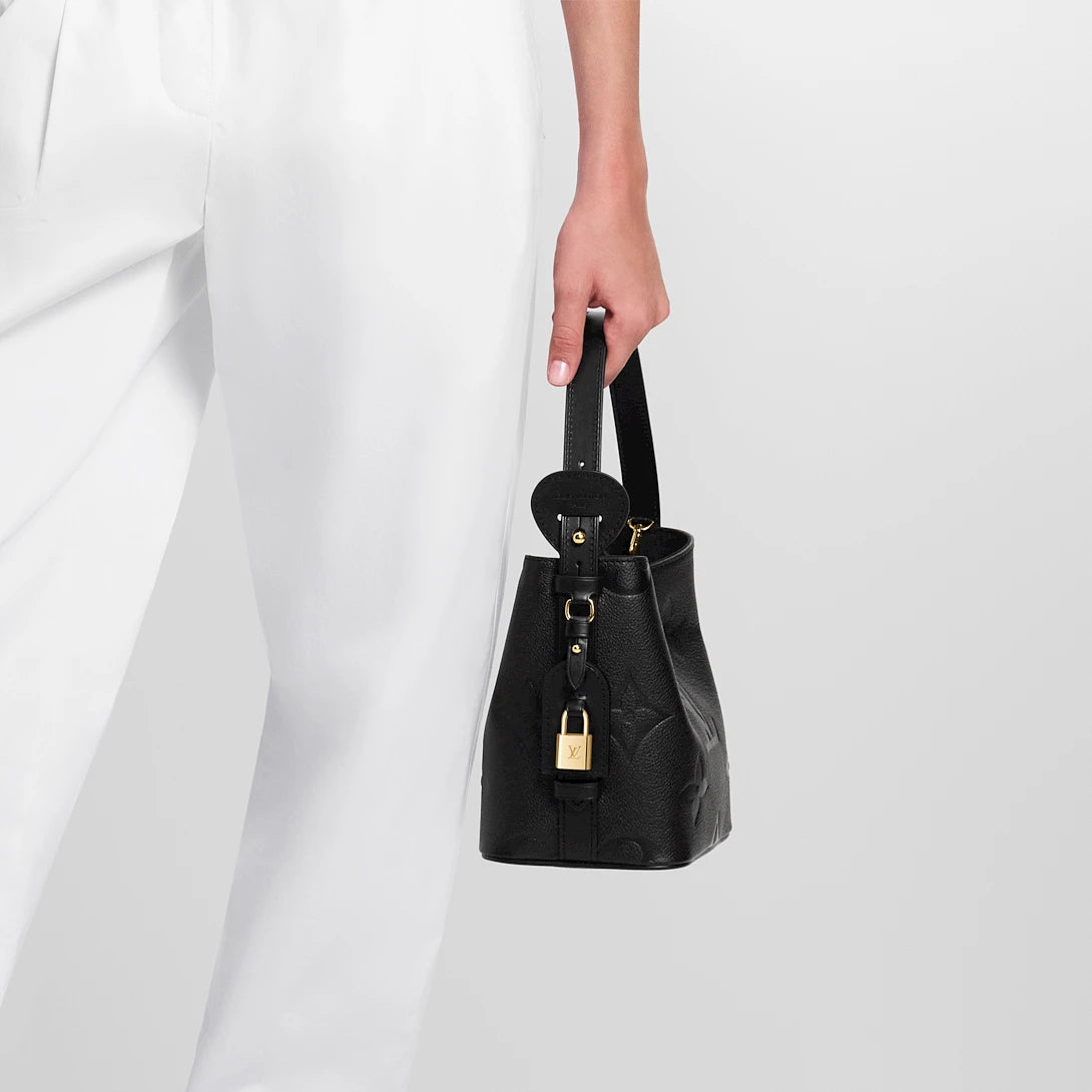 B1R76E17 Trendy classic high-quality leather bag