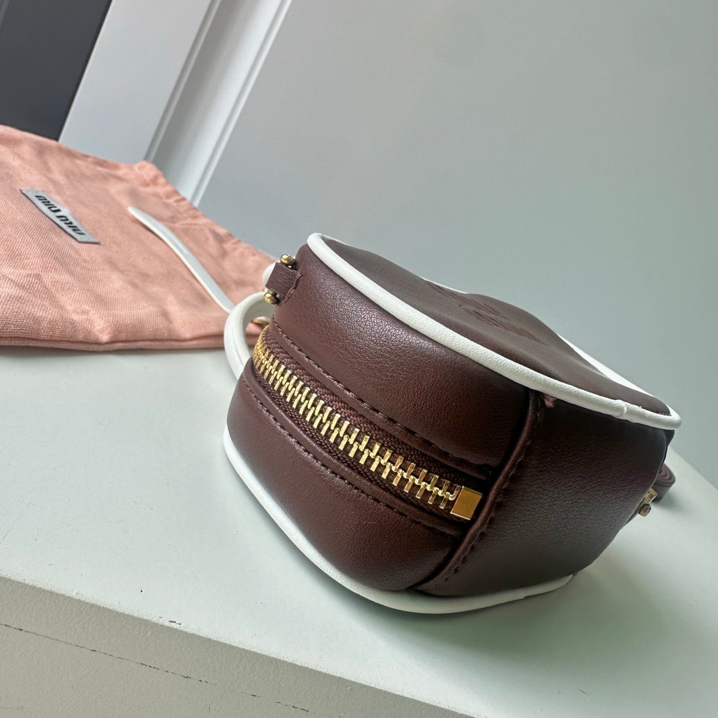 B1P46A164 Popular leather bags
