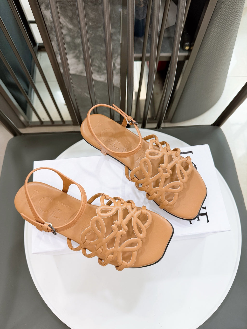 Z2R76A11 Popular high-quality  leather shoes