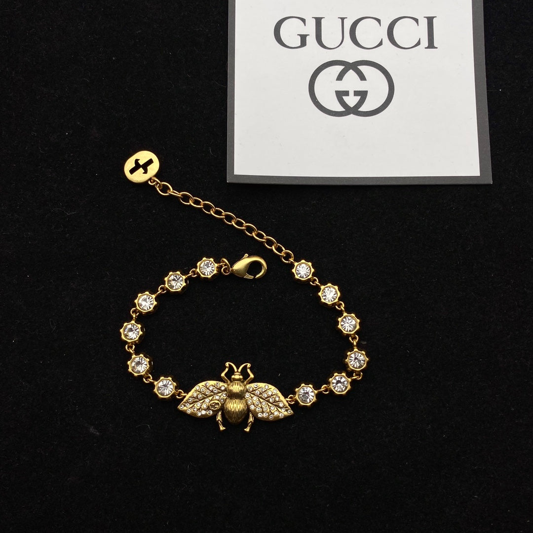 X1Q85B44X Popular Necklace. Earrings.Bracelet