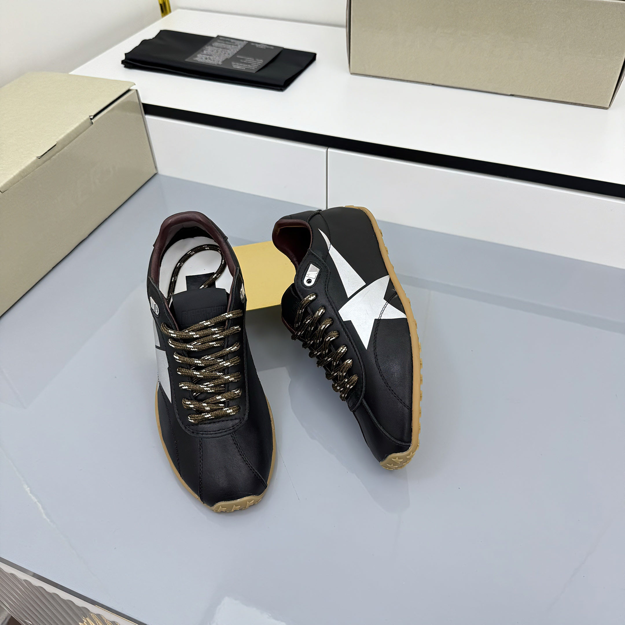 Z2Q105GE387 Popular high-quality Shoes