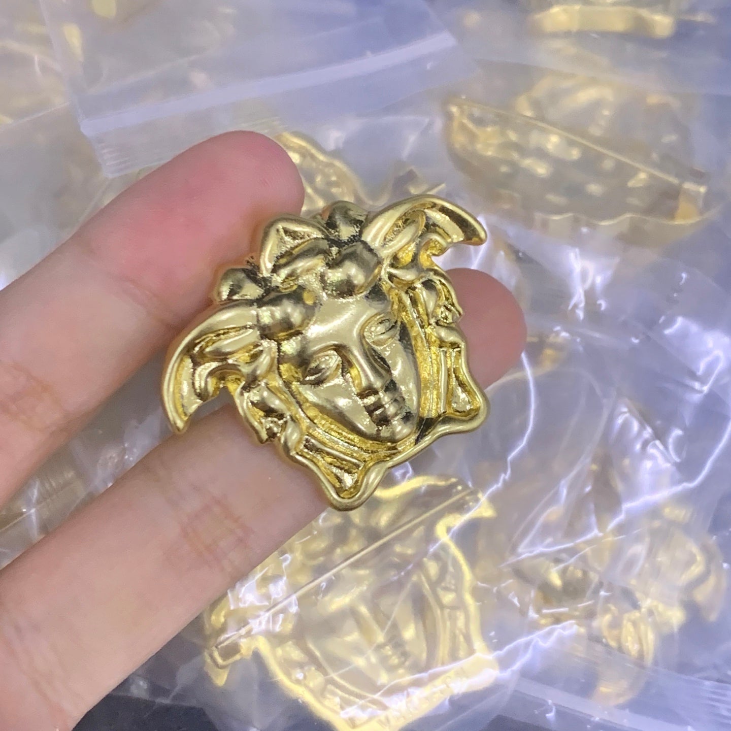 X1Z65V42X Popular Brooch
