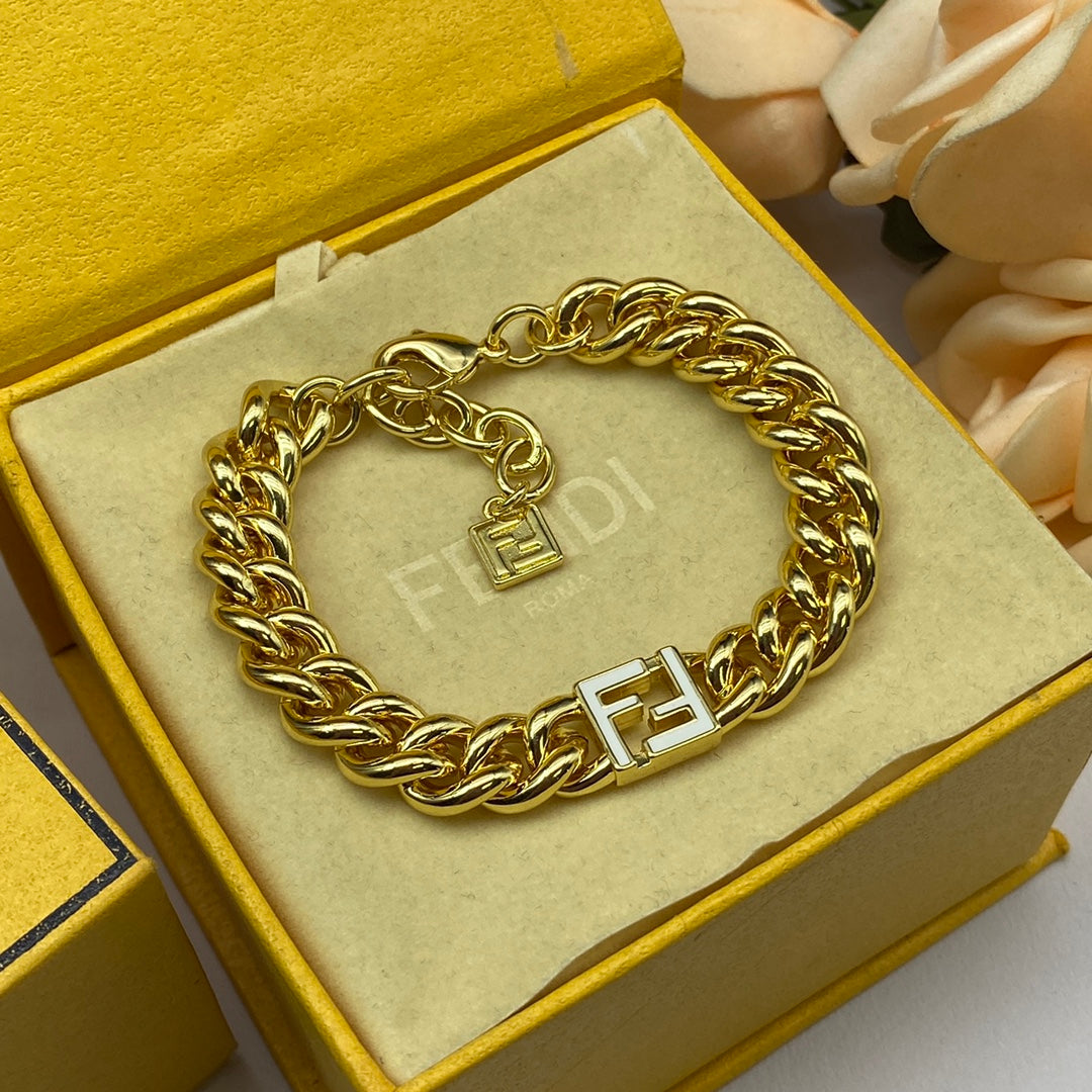 X1Q85F395X Popular Necklaces. Bracelets