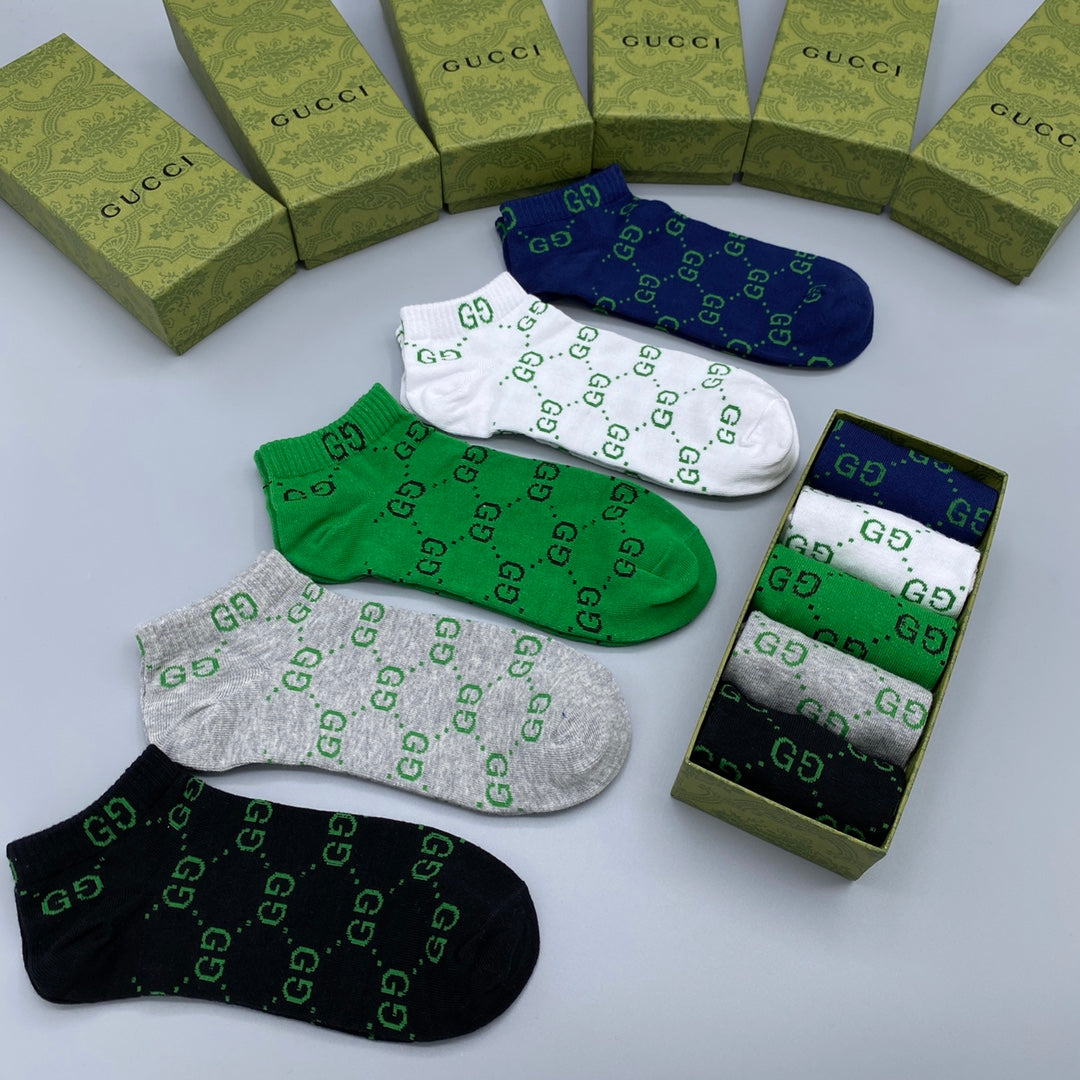 S1Q35B2  Popular socks(5 pairs )