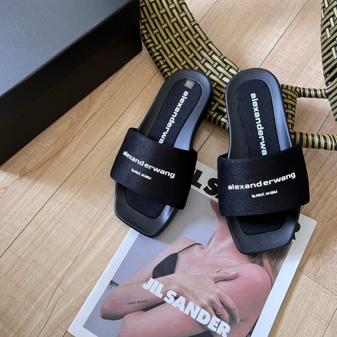Z1ZZA5 Popular Slippers