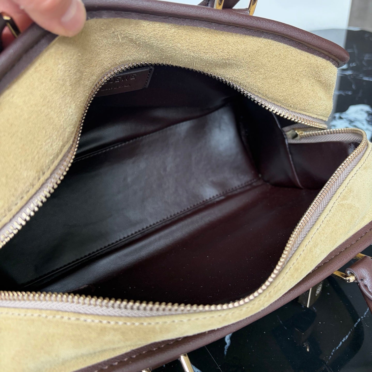 B1R66A12 Popular leather bag