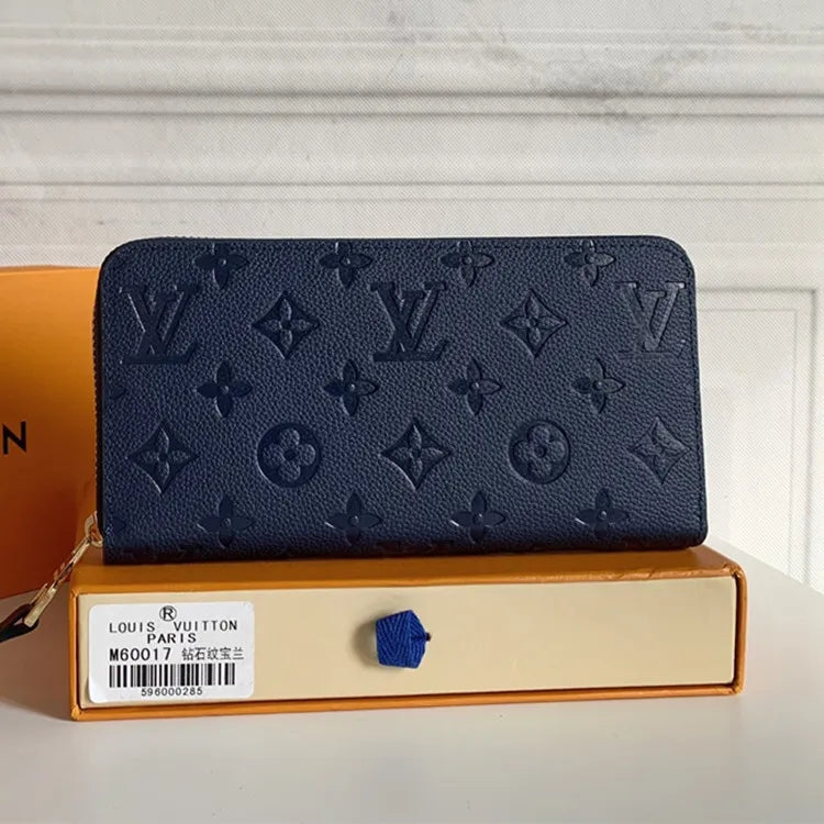 B1P11E06 Popular Leather wallets
