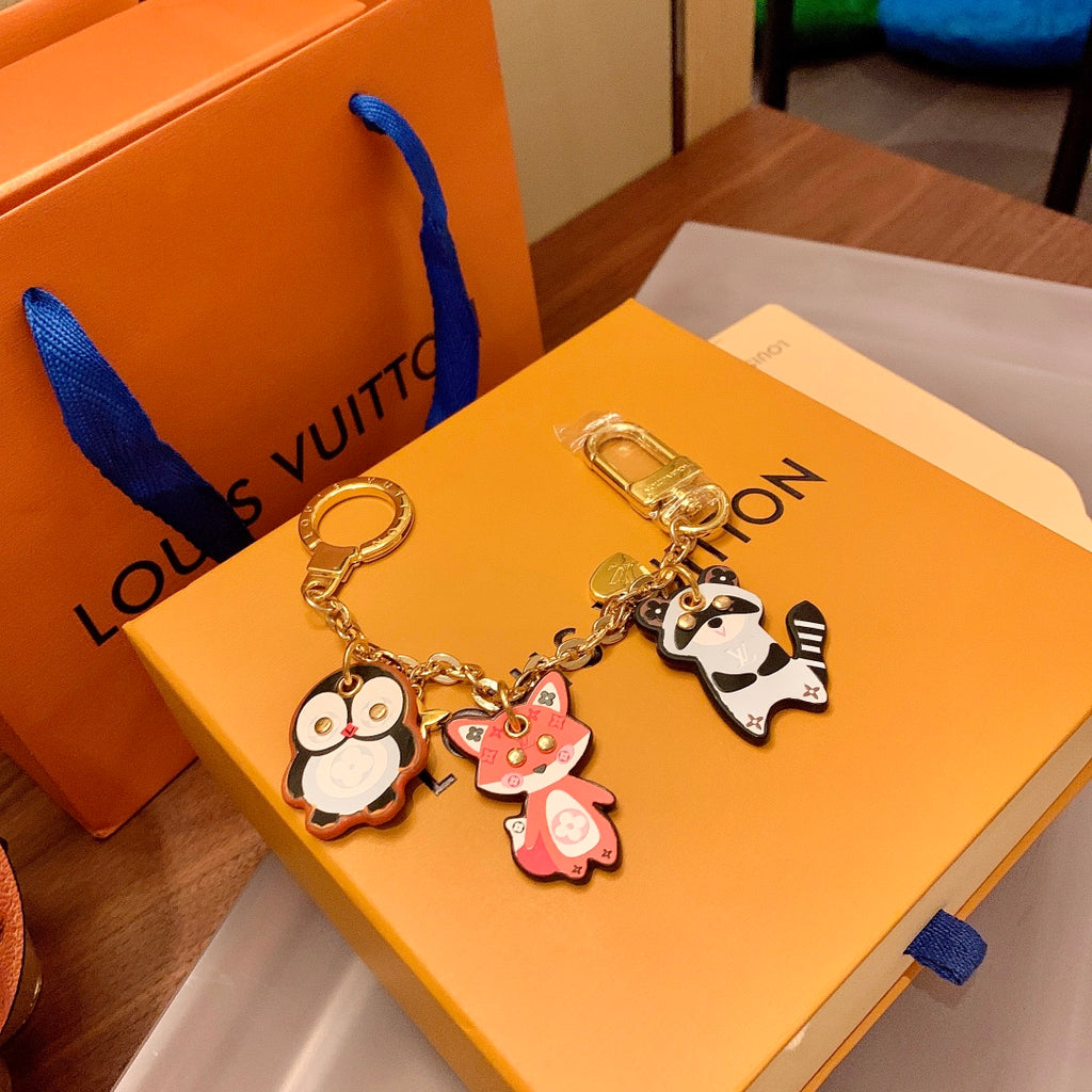 A1Q105E19 Popular bag 's charms accessories