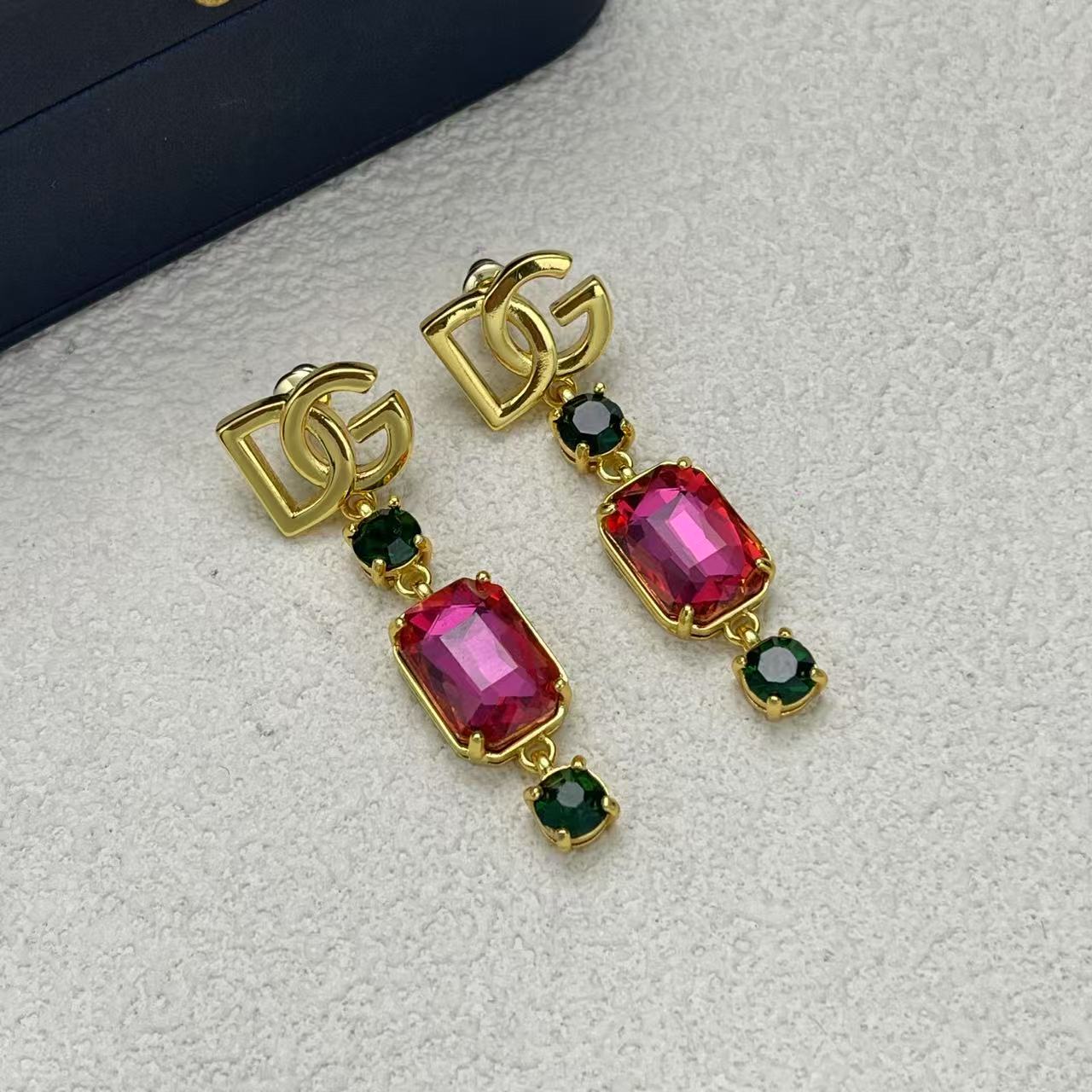 X1Z95A26E Popular Earrings