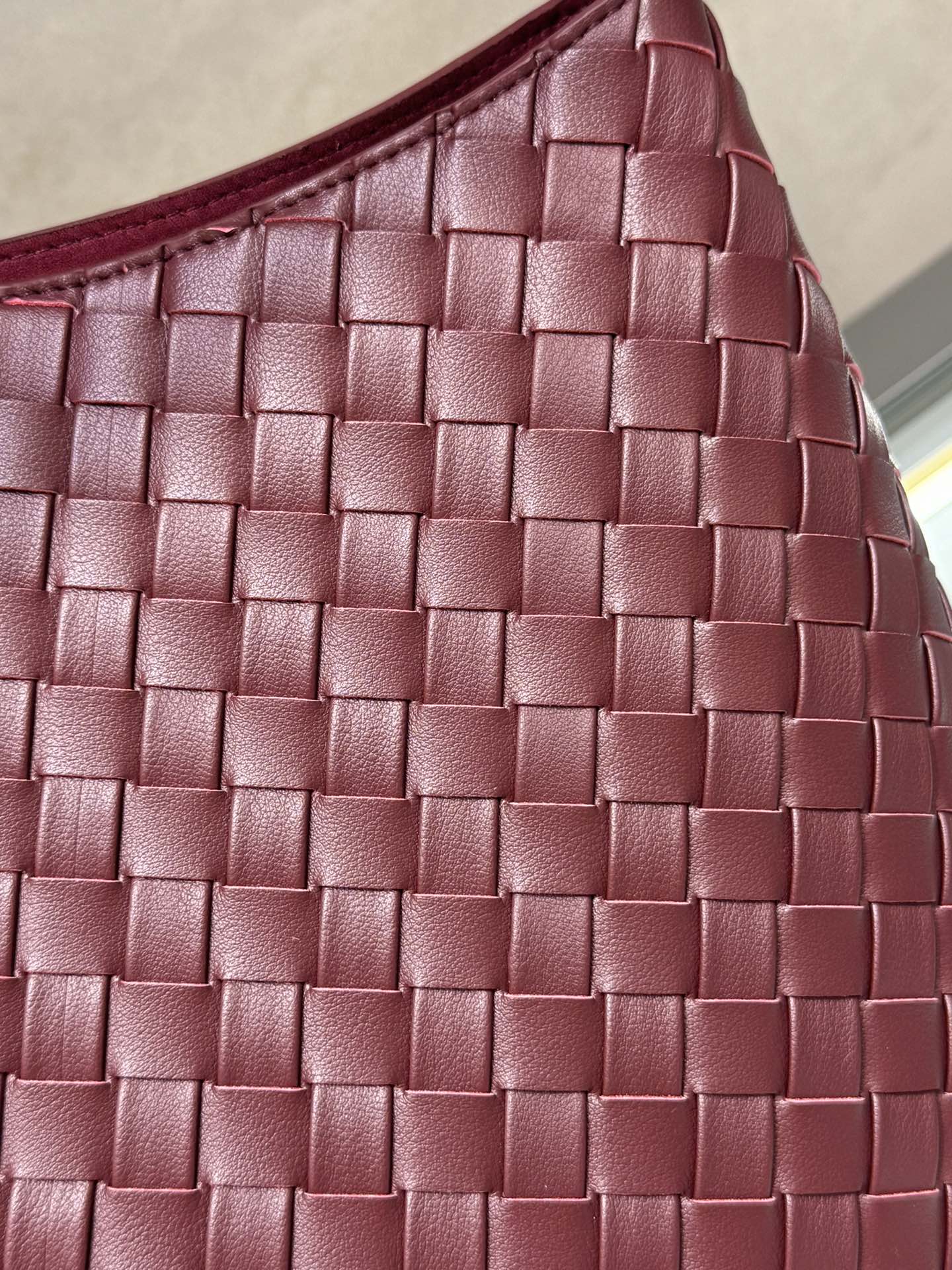 B1X104A70 Popular   High quality leather bag