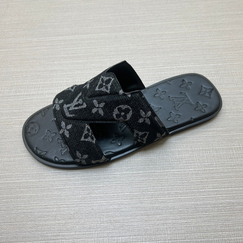 Z5ZE28 Popular slippers