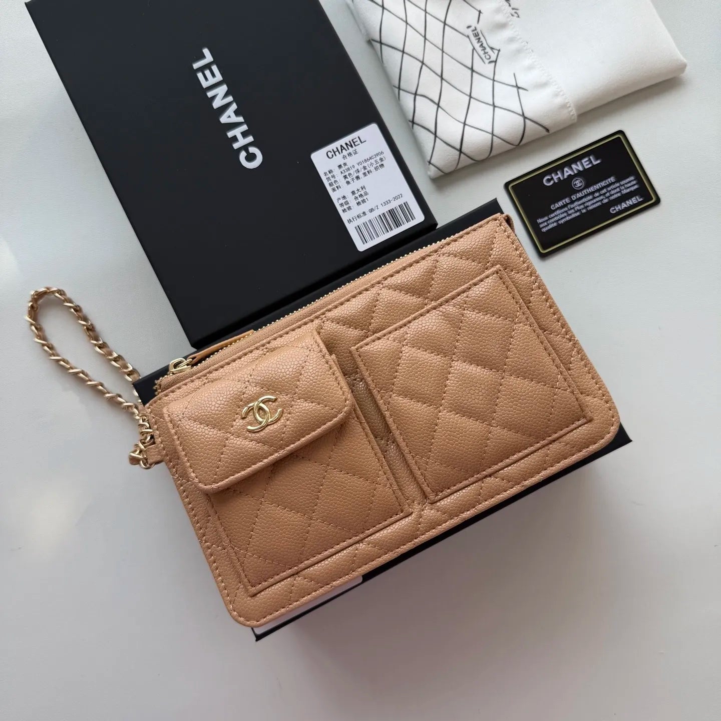 B1P46C23 Popular leather bag