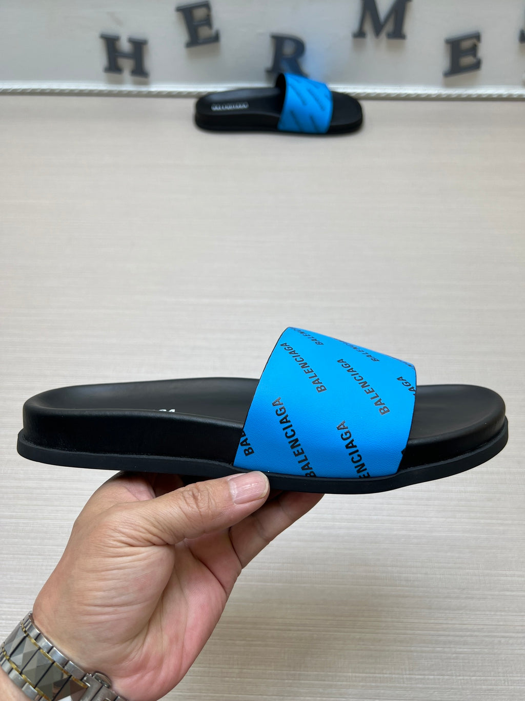 Z5ZJ99 Popular slippers