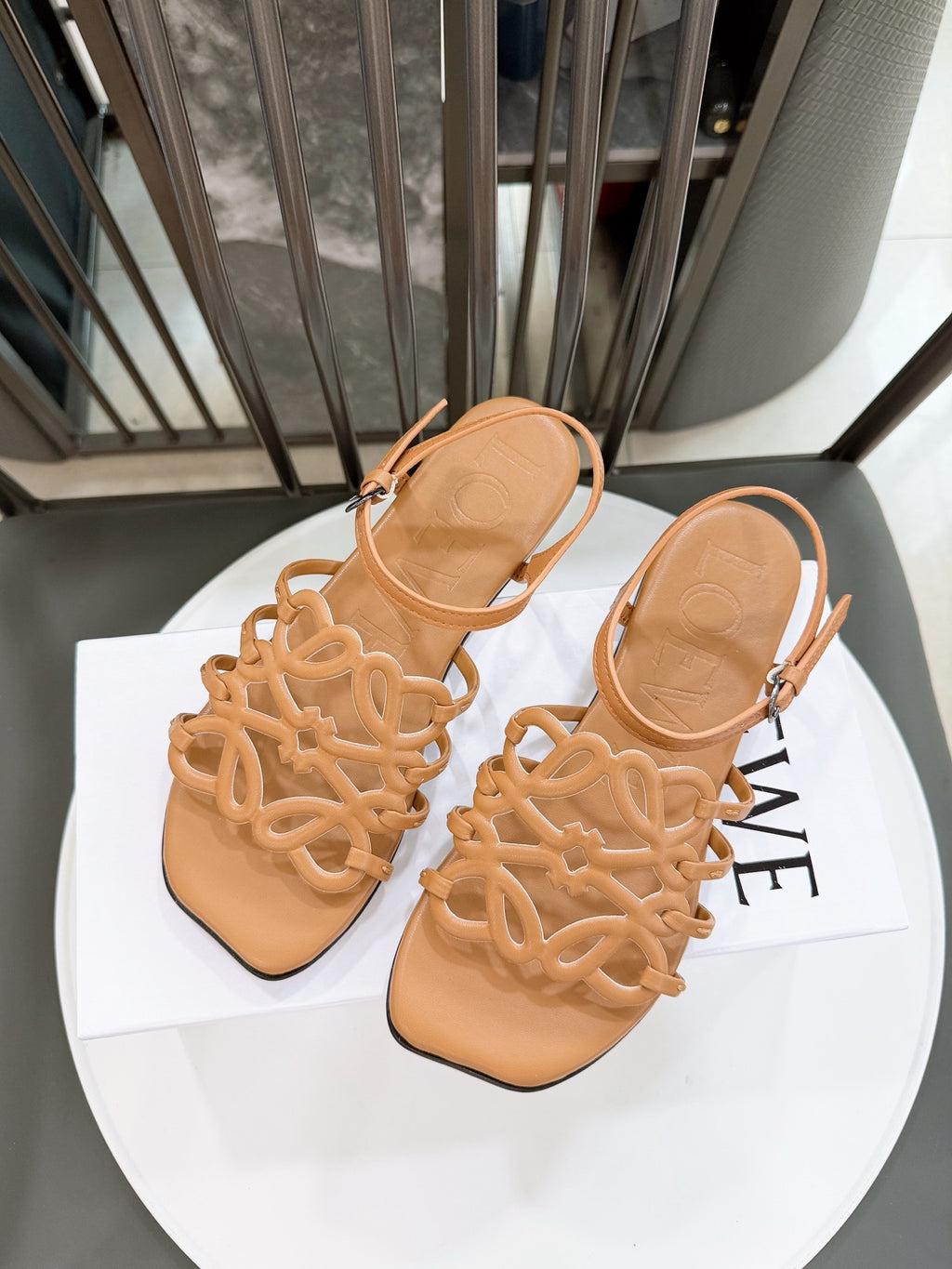 Z2R76A11 Popular high-quality  leather shoes