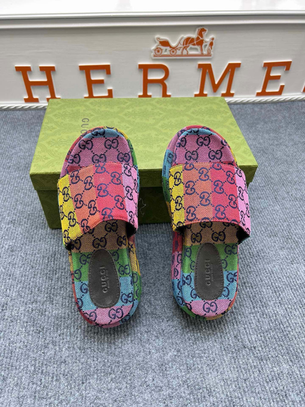 Z5ZB122 Popular slippers  Sole thickness 5.5cm