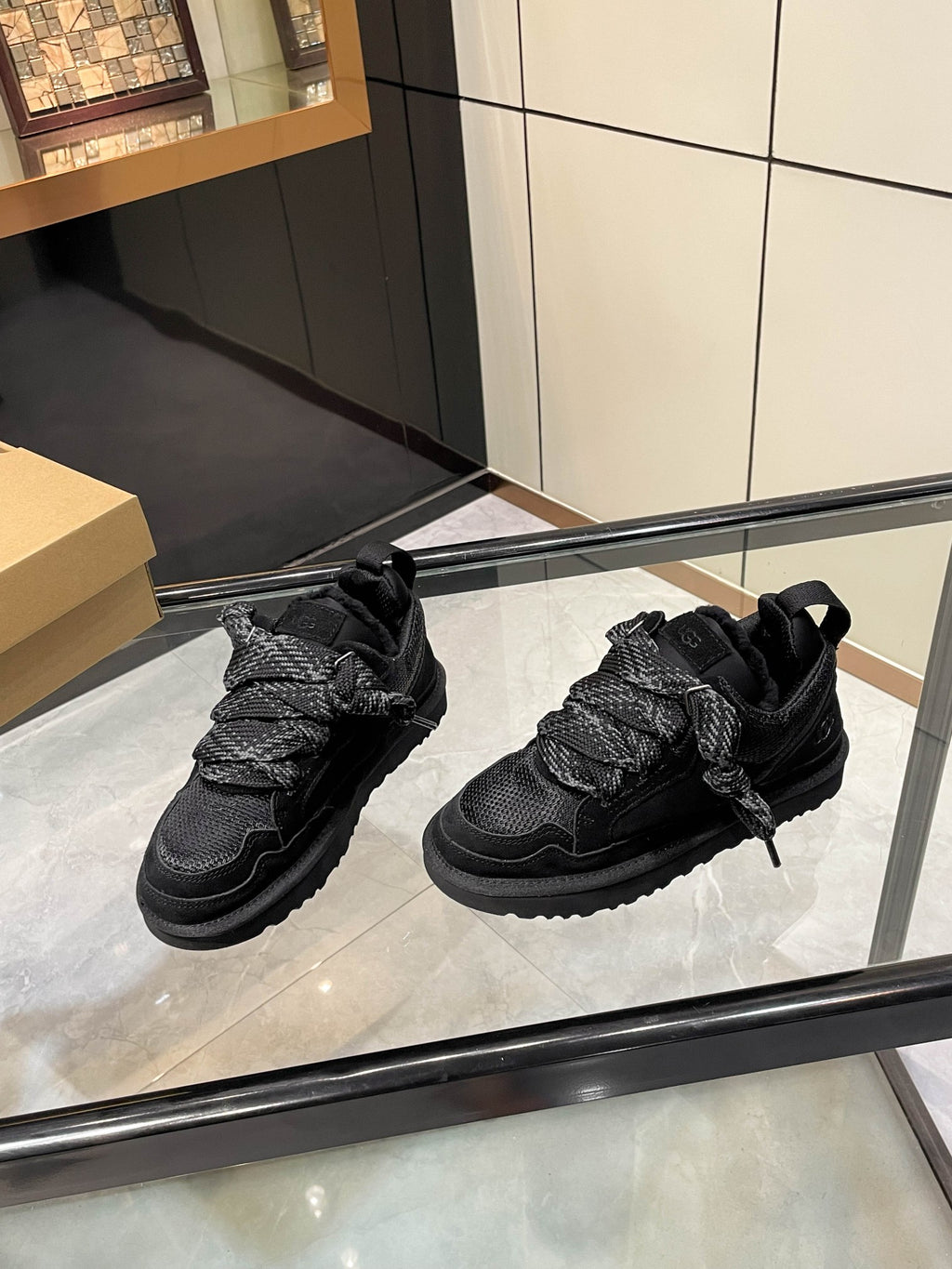 Z2Q105U262 Popular high-quality Shoes