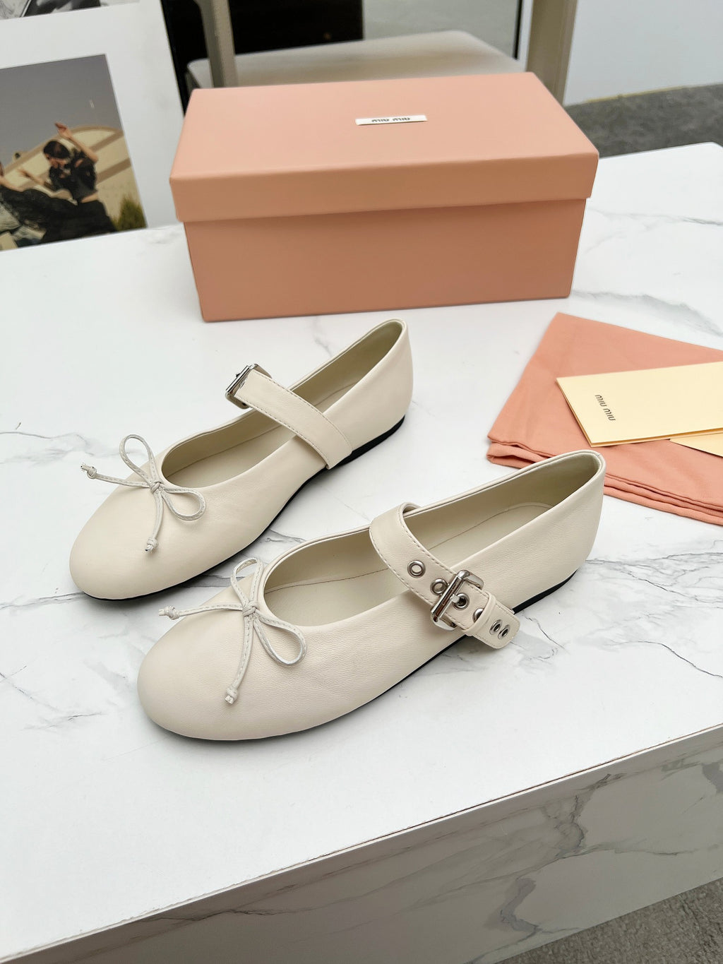 Z2Q95A90 Popular high-quality leather shoes