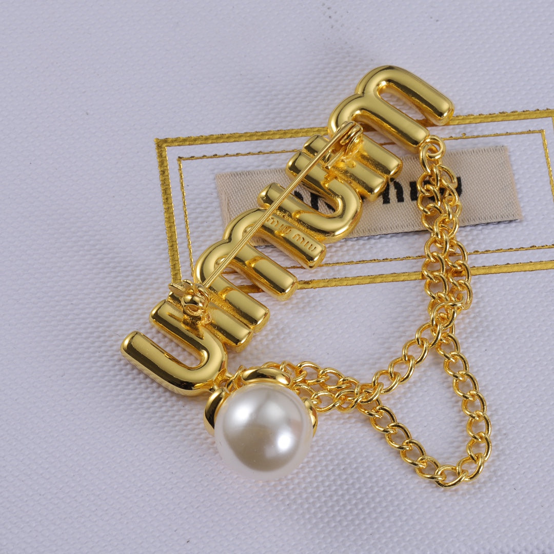 X1ZA948   Popular  Brooch