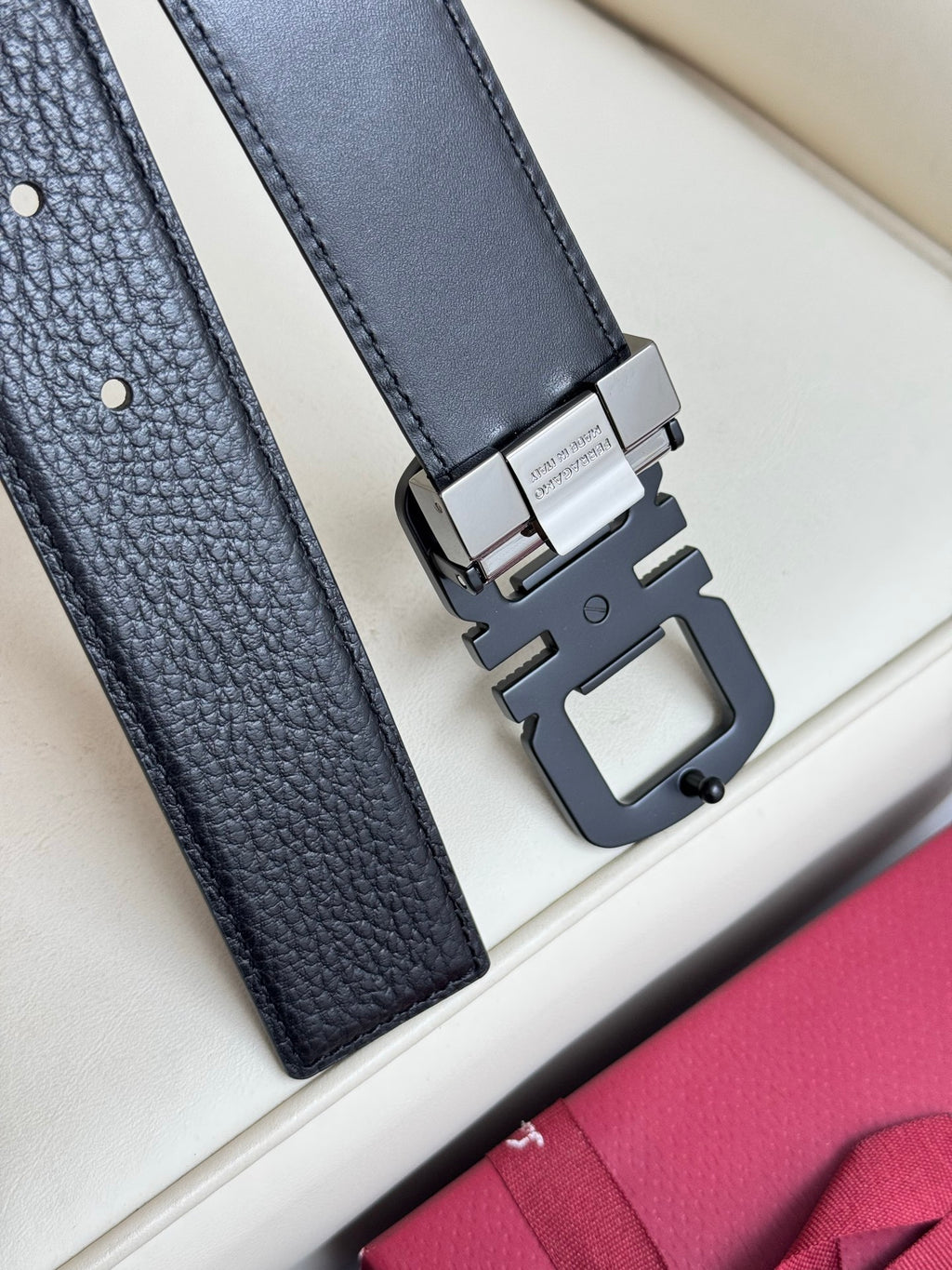 P1Q115A54 Popular High quality belt With full package