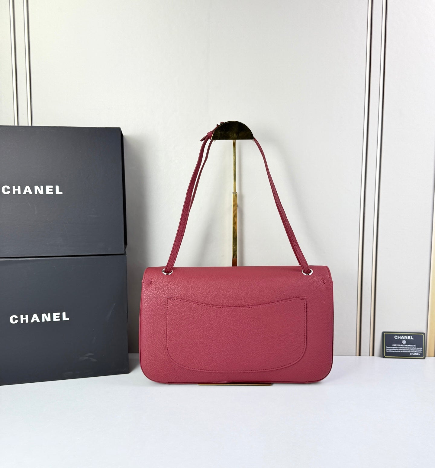 B1R76C35 Popular leather bag