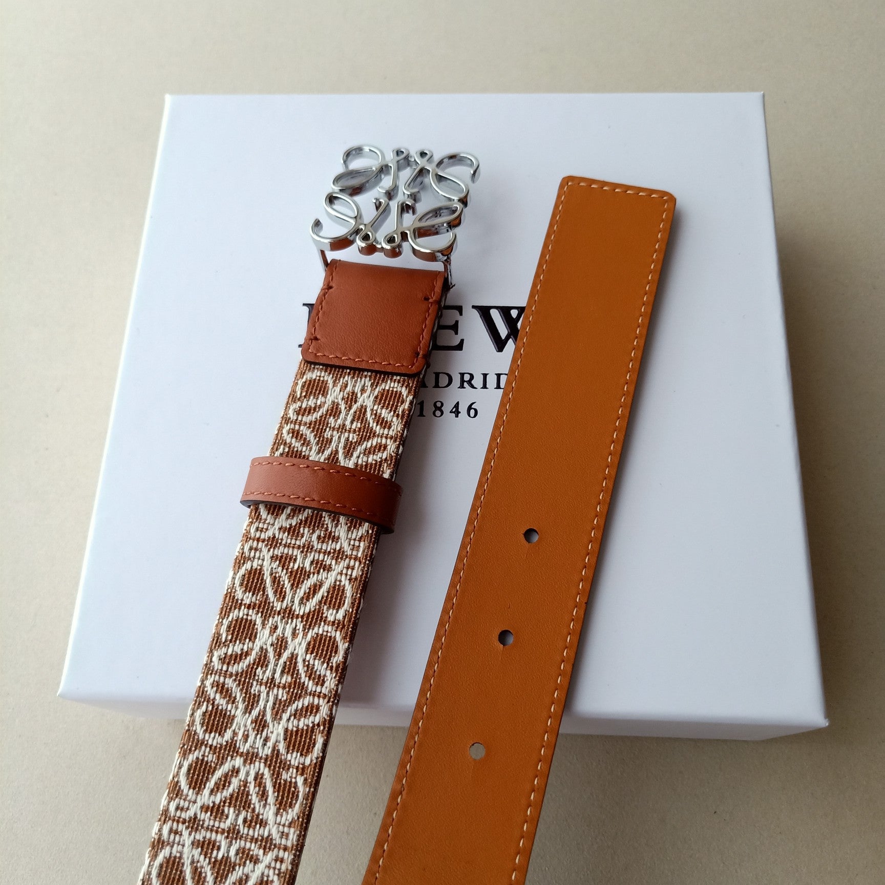 P1Q115A9 Popular High quality belt With full package