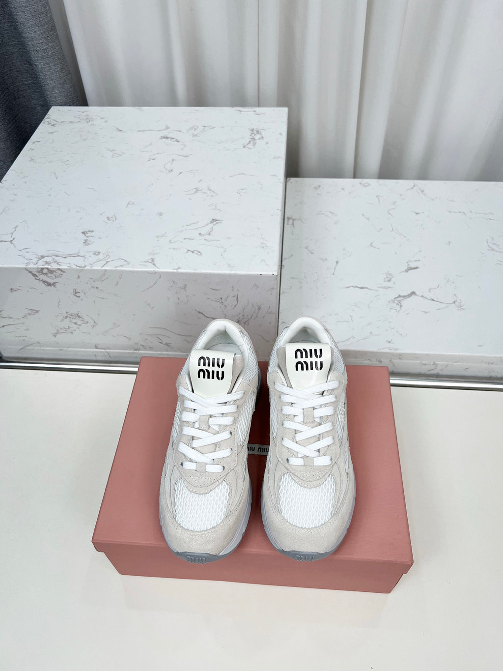 Z2Z85A47  Popular high quality shoes