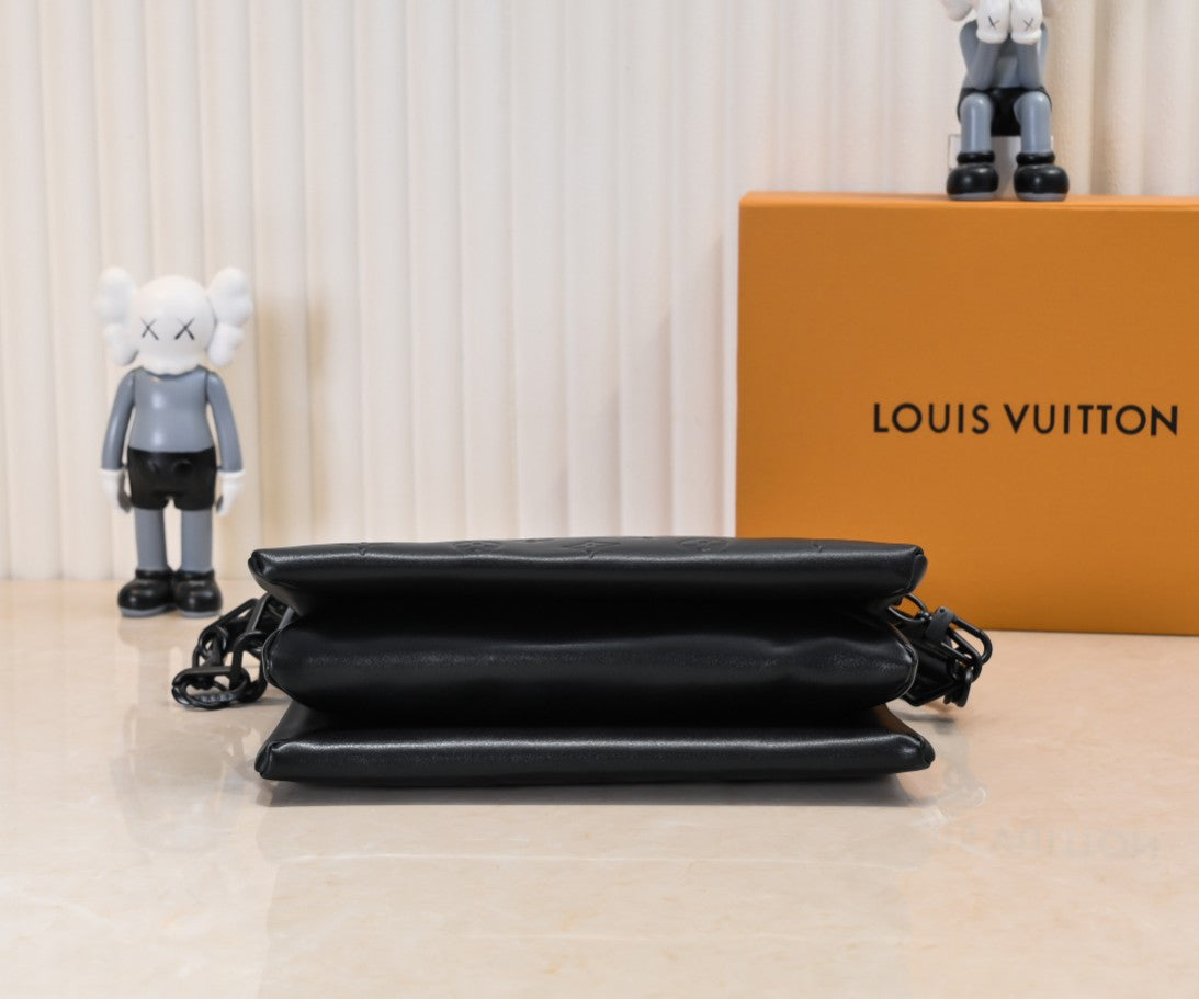B1N55E17 Popular    leather bag