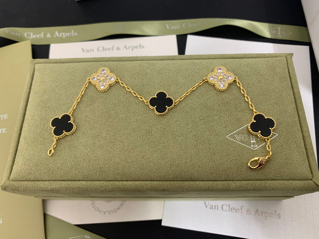 X5X53VA179K  Popular bracelets 5 flowers normal size1.5cm flower