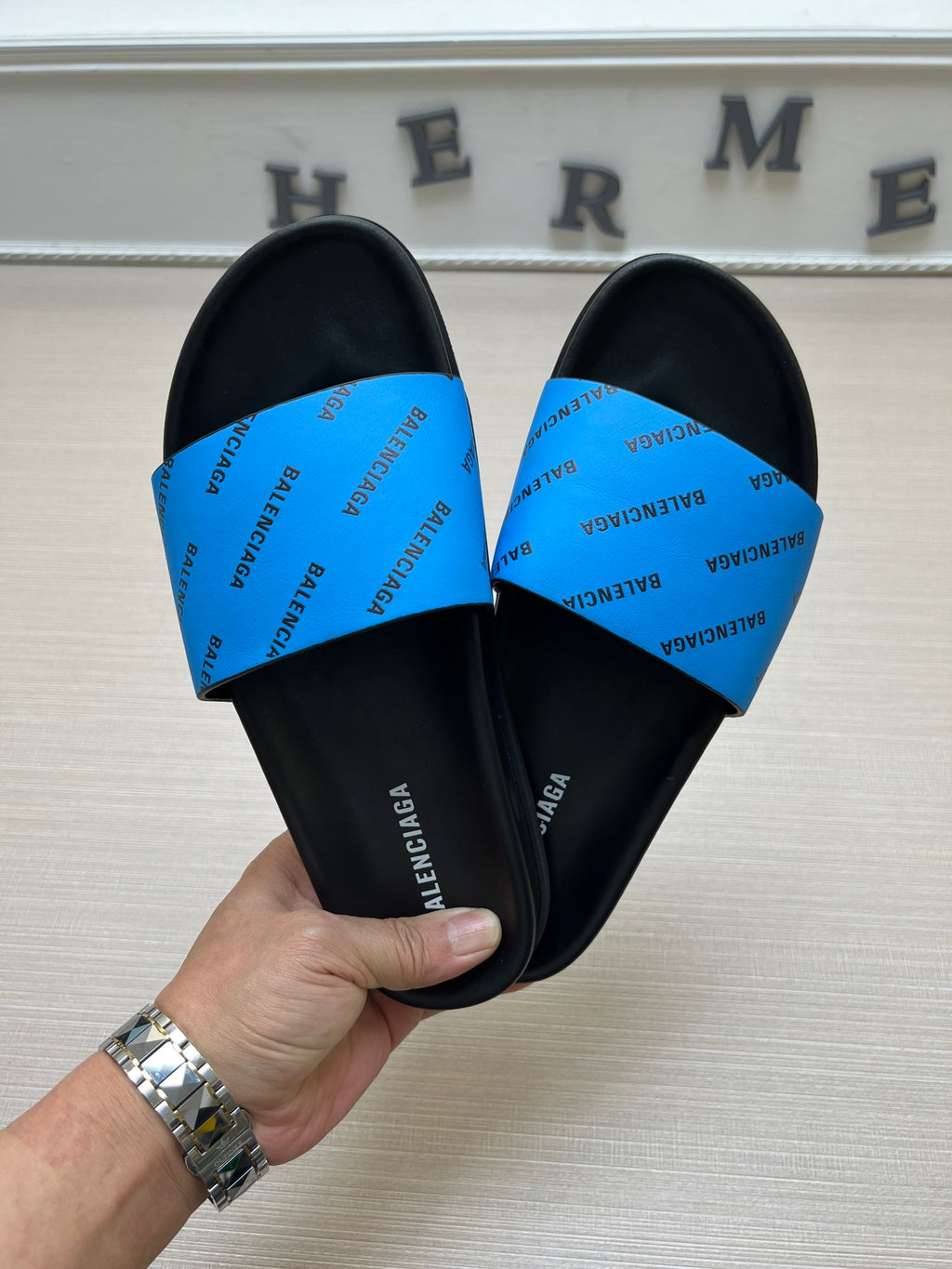 Z5ZJ99 Popular slippers