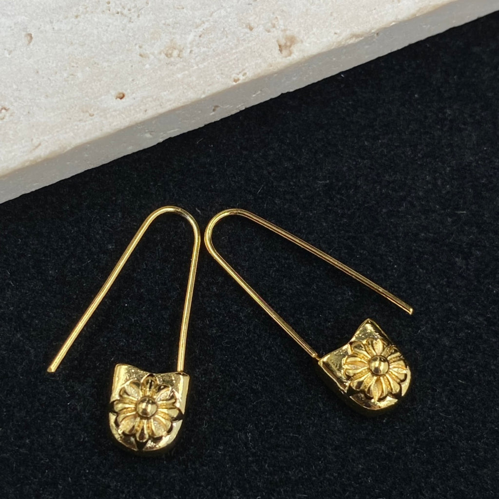 X1Q45A5E Popular Earrings