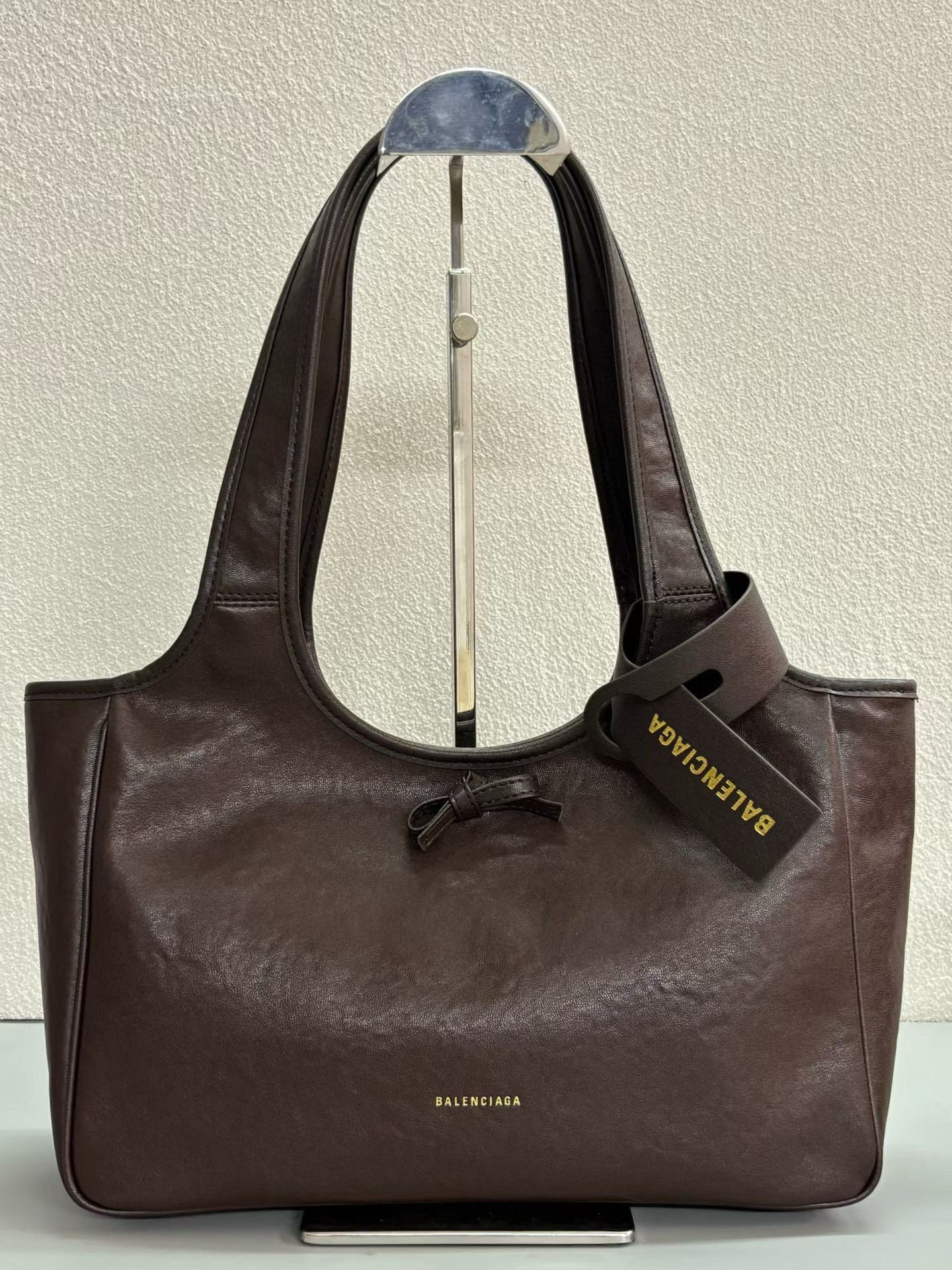 B1N36J12 Popular leather bag