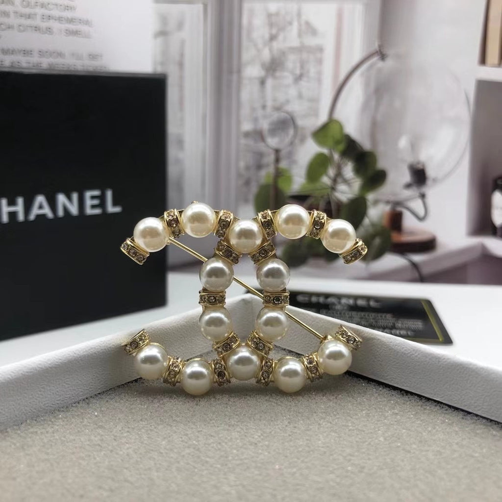 X14C865 Popular Brooch