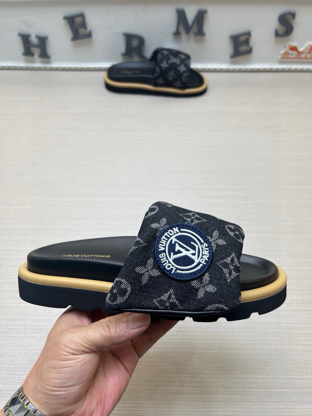 Z5QE7  Popular Slippers