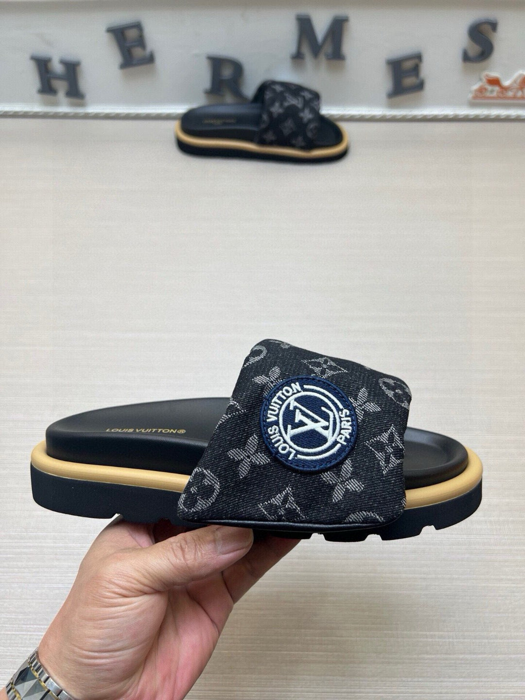 Z5QE7  Popular Slippers