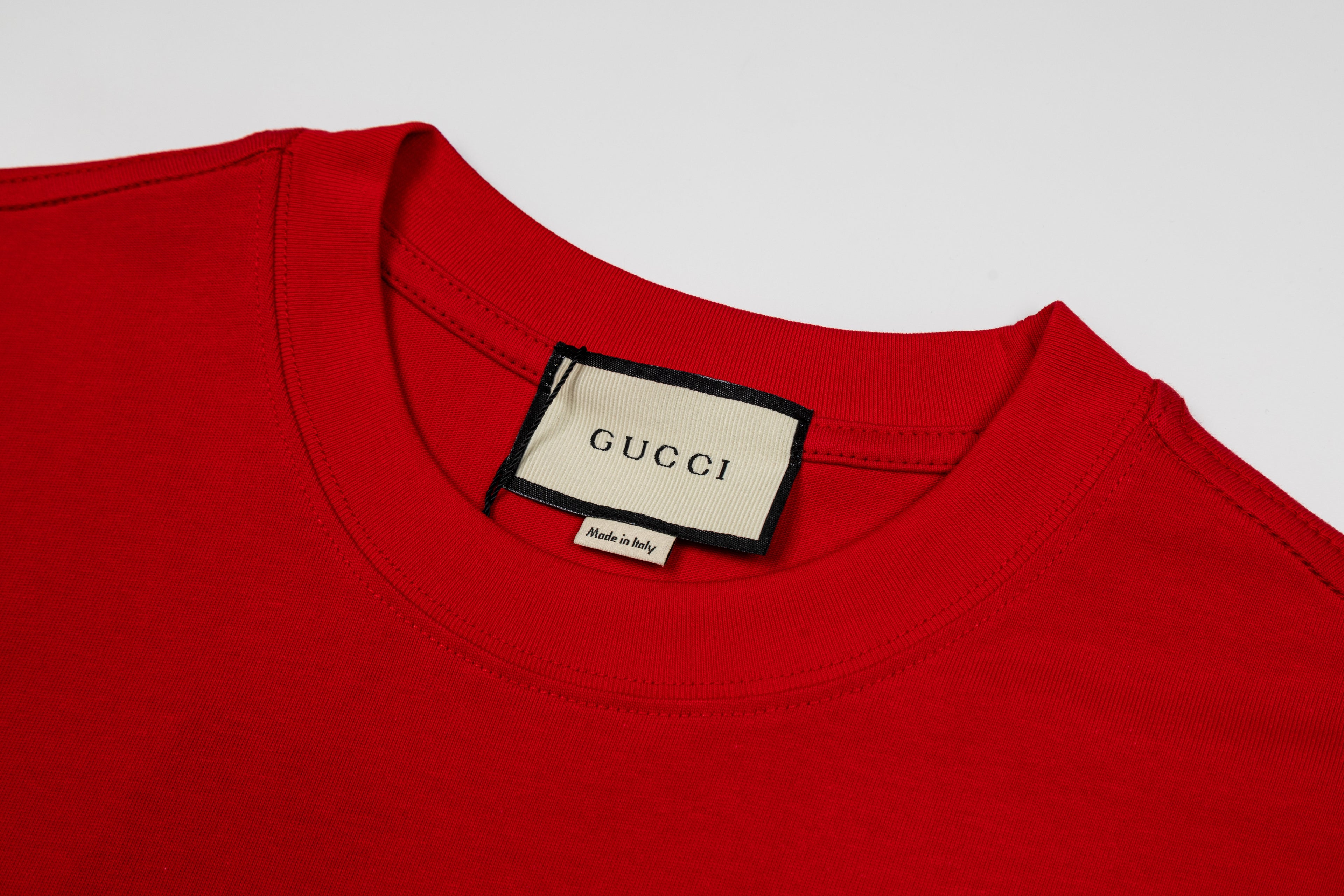 U1R76B32 Popular T-shirts