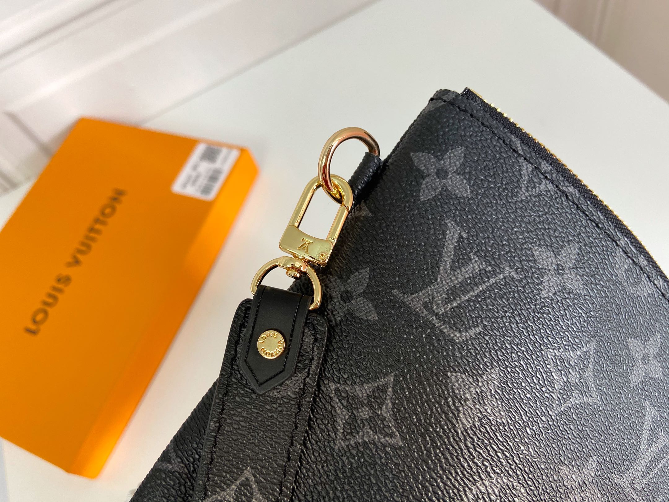 B1P46E51 Popular leather bag