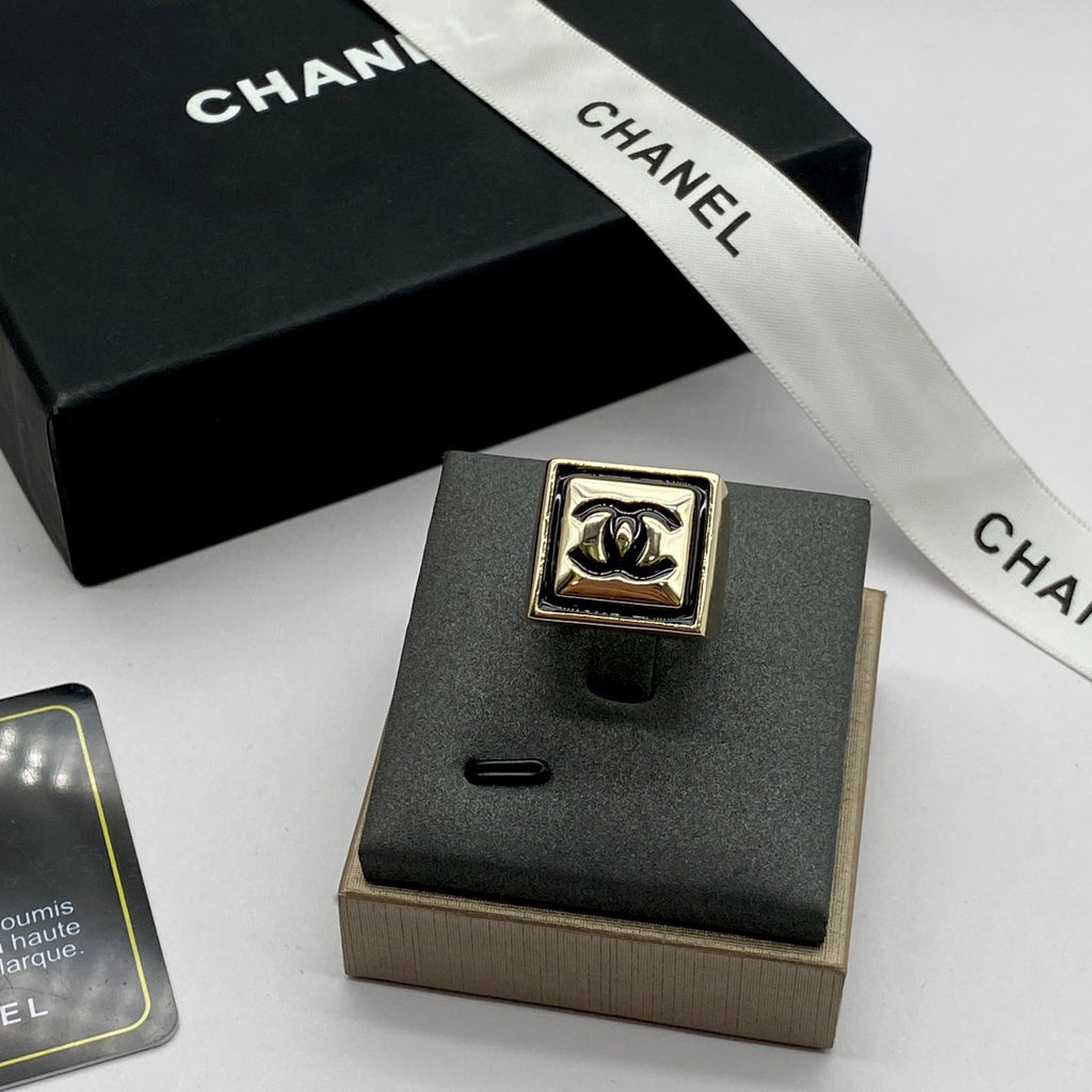 X1Z64C580J   Popular   Rings  and high quality Earrings