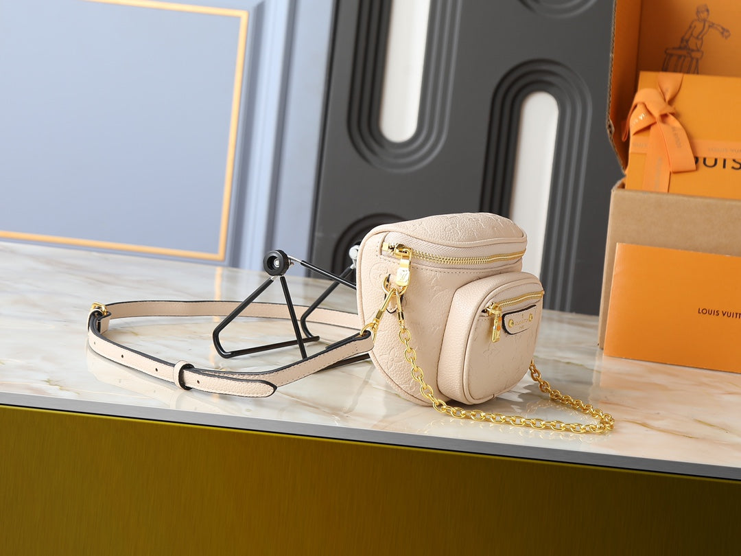 B1P46E71 Popular leather bag