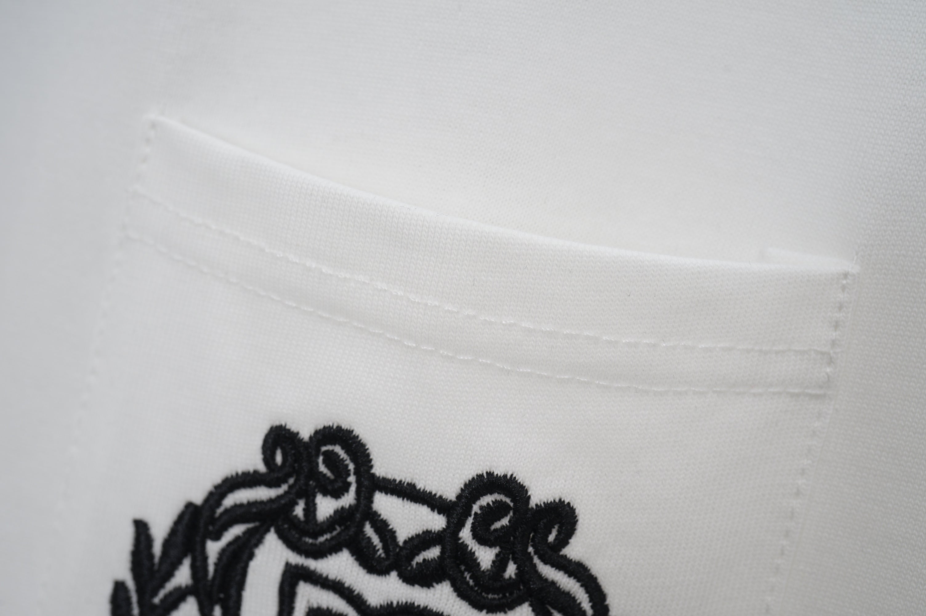 U1R76A22 Popular T-shirts