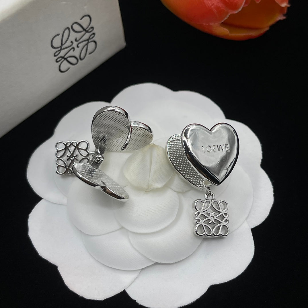 X1Z94A1002E Popular Earrings