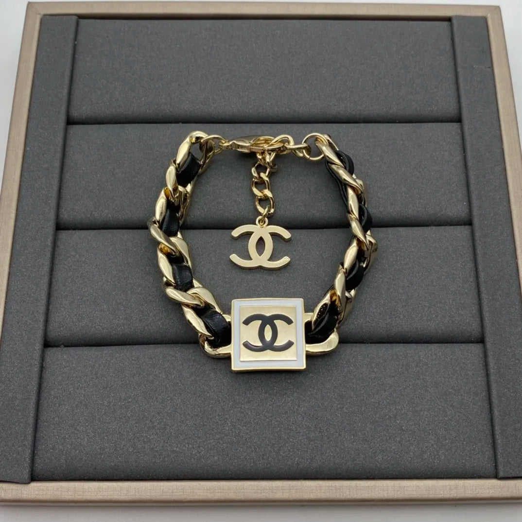 X1N63V82X  Popular    necklace bracelet earrings