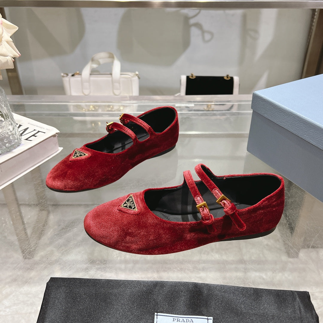 Z2Q105P380 Popular high-quality Shoes