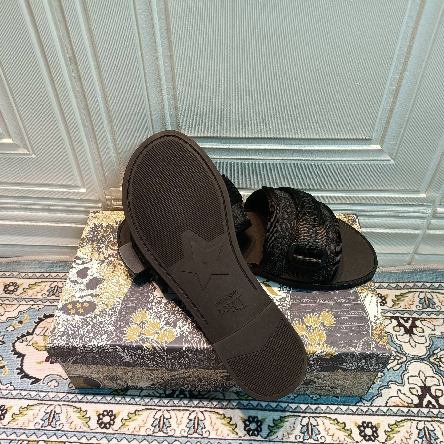 Z1ZD20 Popular Slippers