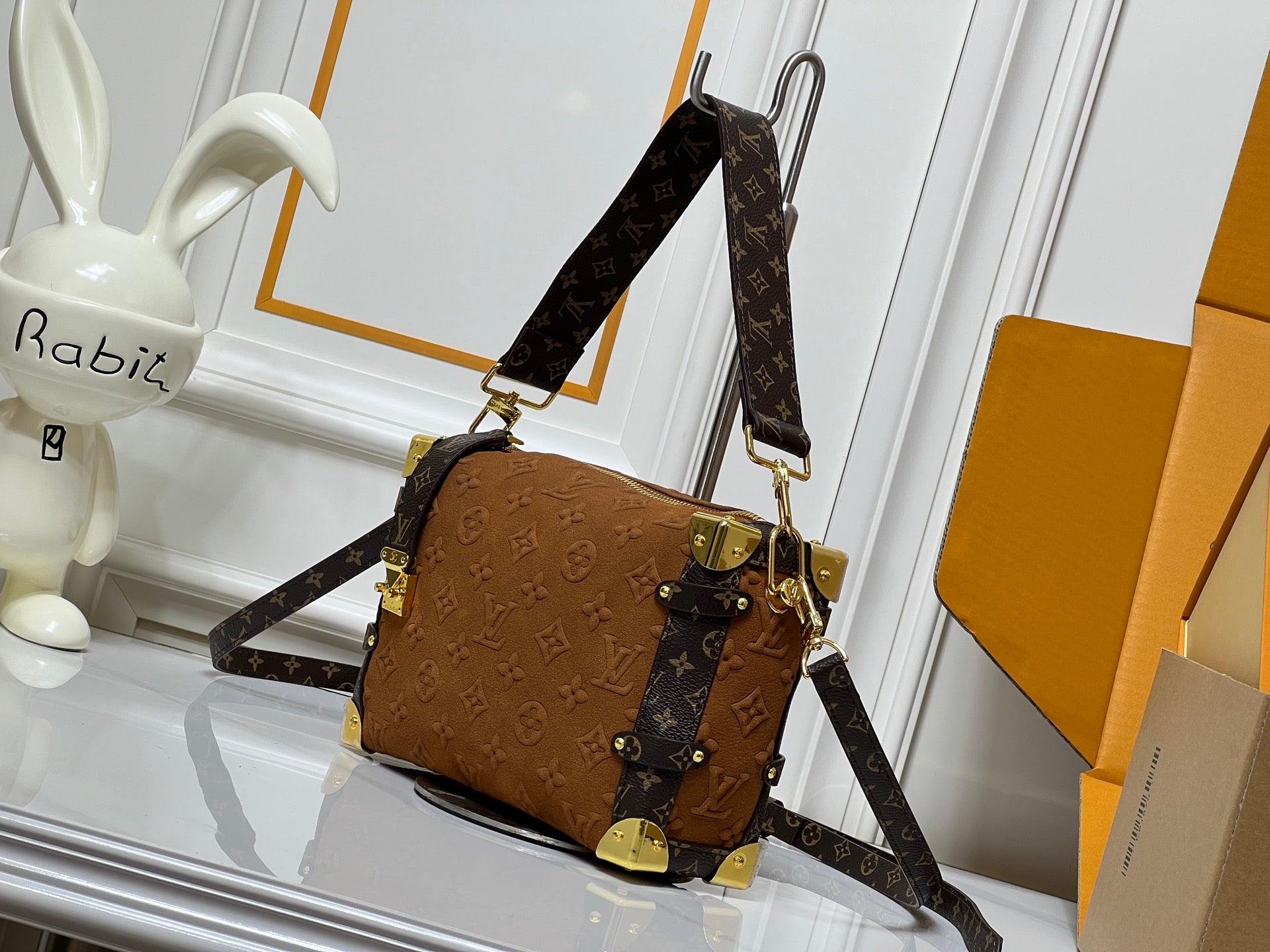 B1R115E157 Popular bag