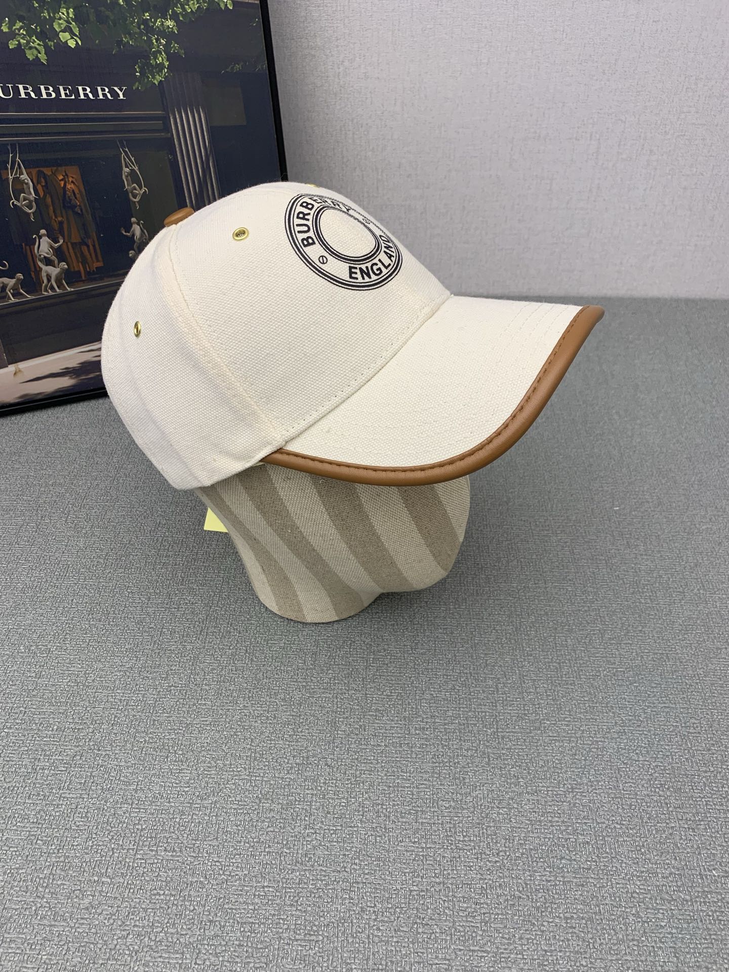 M1P45R575 Popular  hats