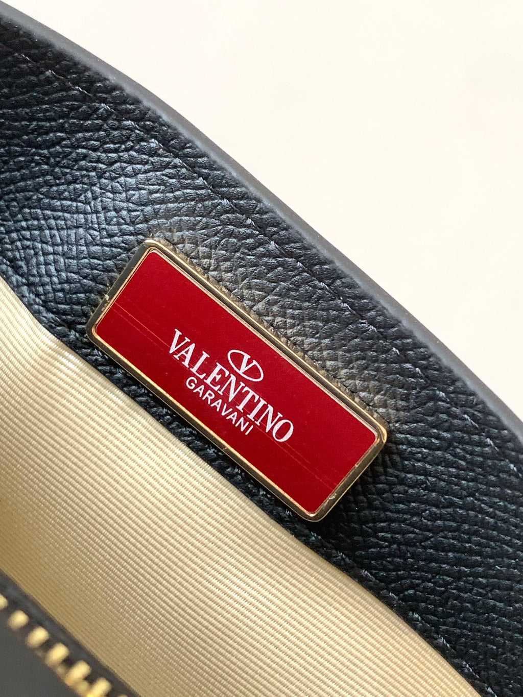 B1X44VL272 Popular leather bag 