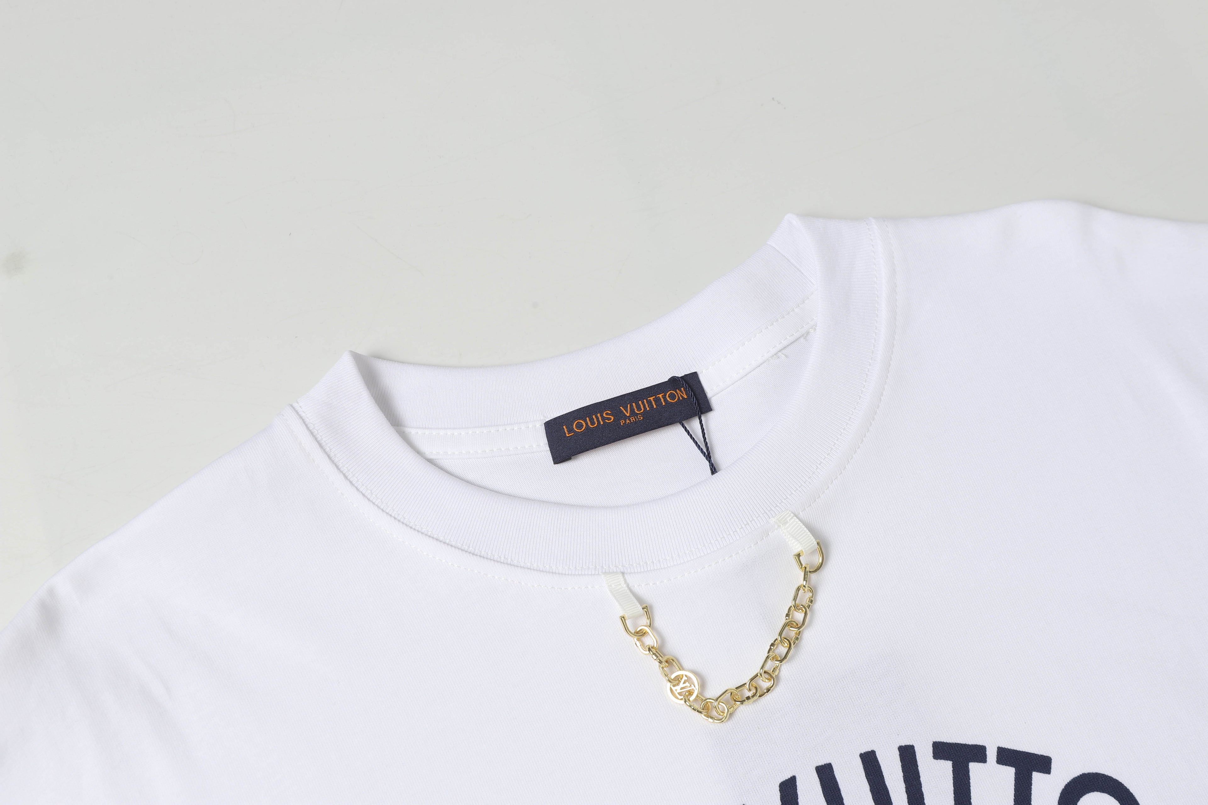 U1R45E143 Popular T-shirt
